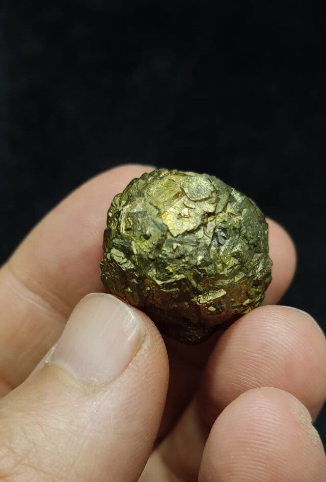 Natural Iridescent Pyrite Nodule Shape Specimen 36 Grams.
