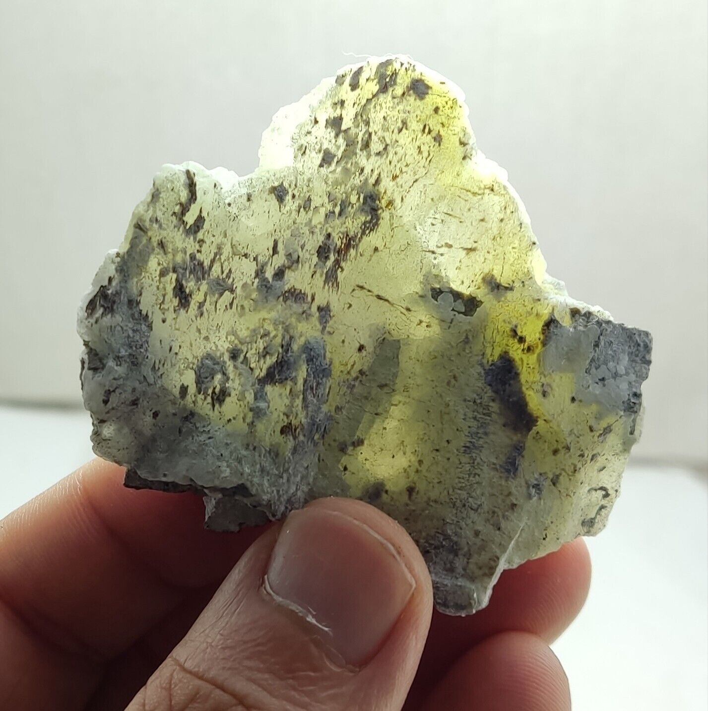 An Aesthetic Natural specimen of brucite with chromite 41 grams
