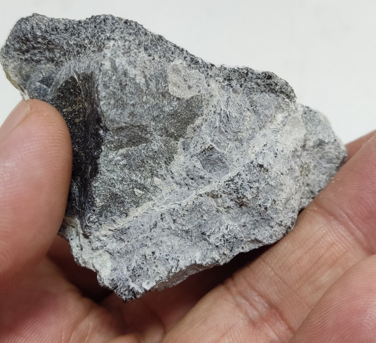 An Aesthetic Natural specimen of brucite with chromite 93 grams