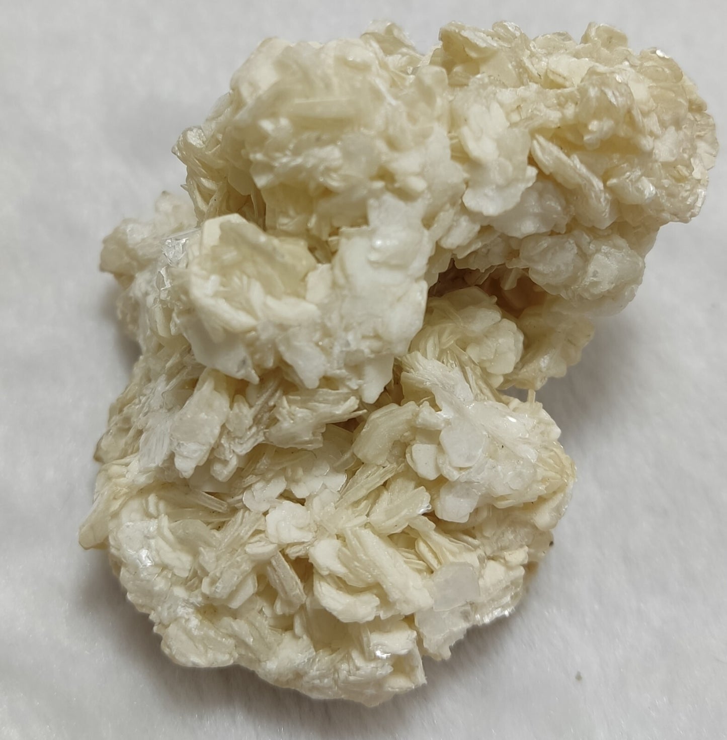 An Aesthetic specimen of muscovite cluster 118 grams