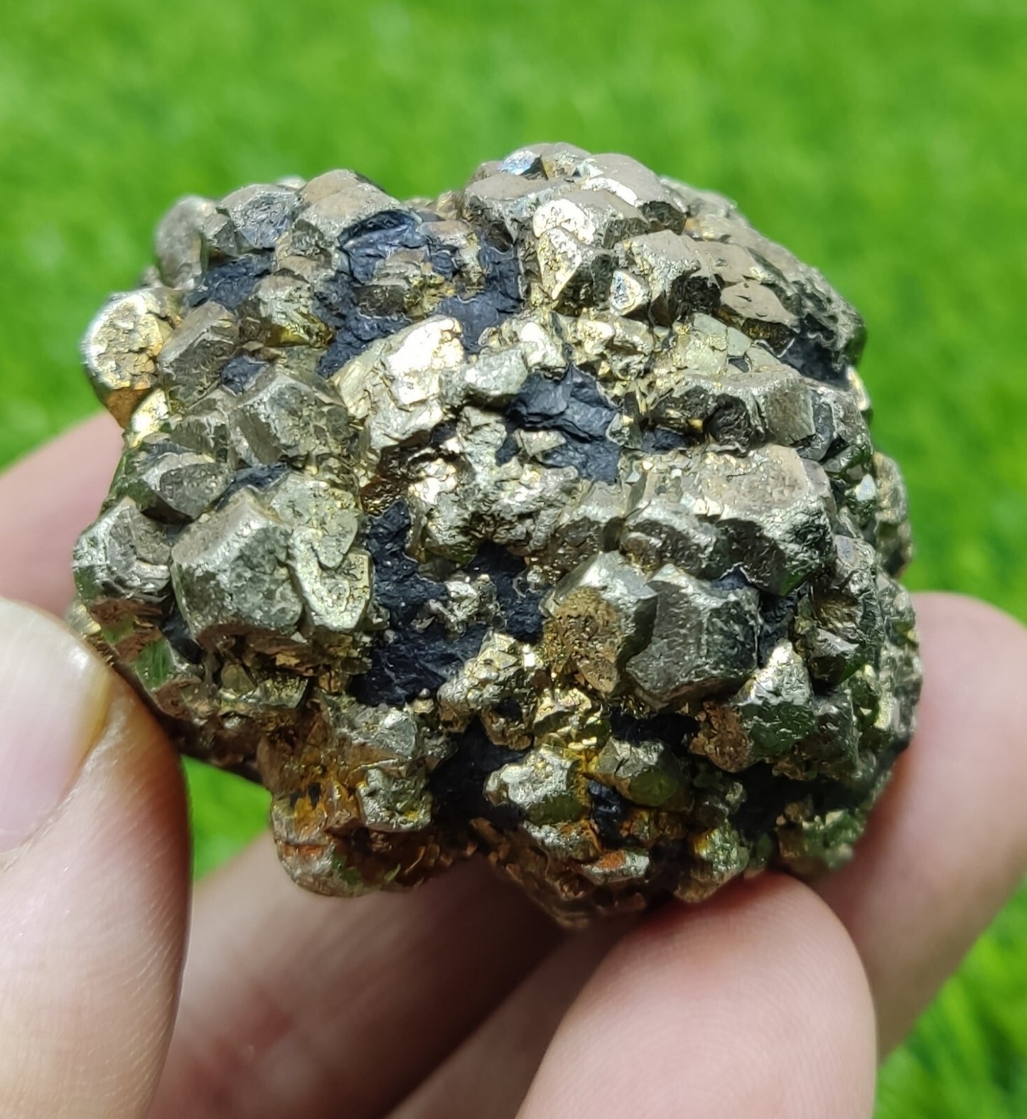 201 grams amazing specimen of pyrite/marcasite 201 grams