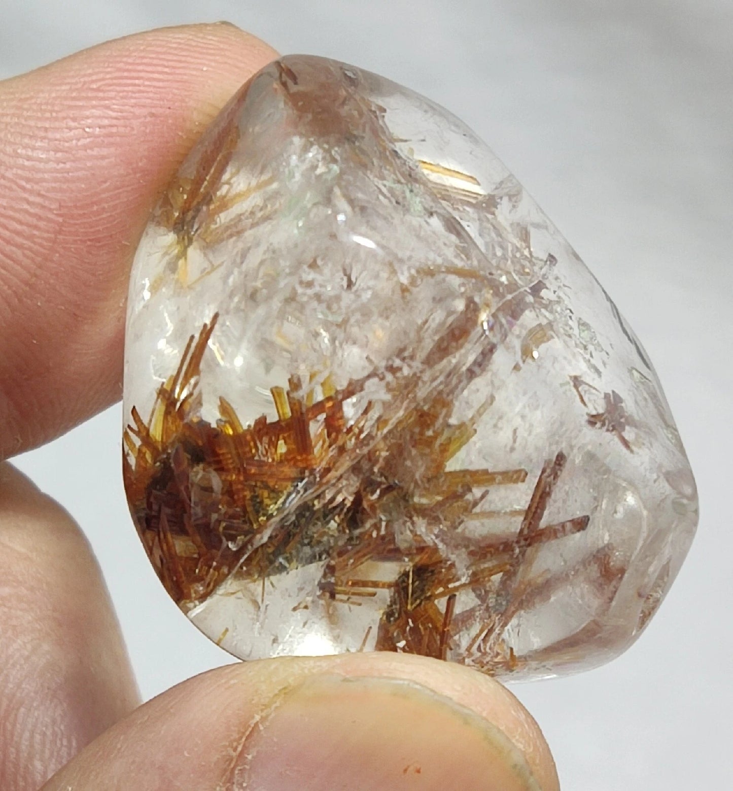 Rutiles quartz polished tumble 140 carats