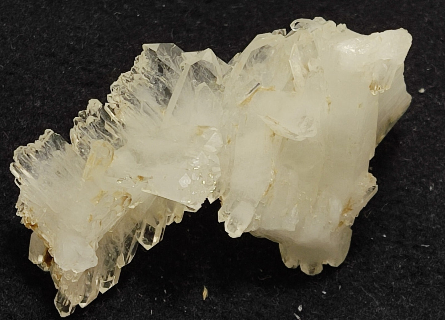 An Aesthetic terminated specimen of Quartz cluster 71 grams