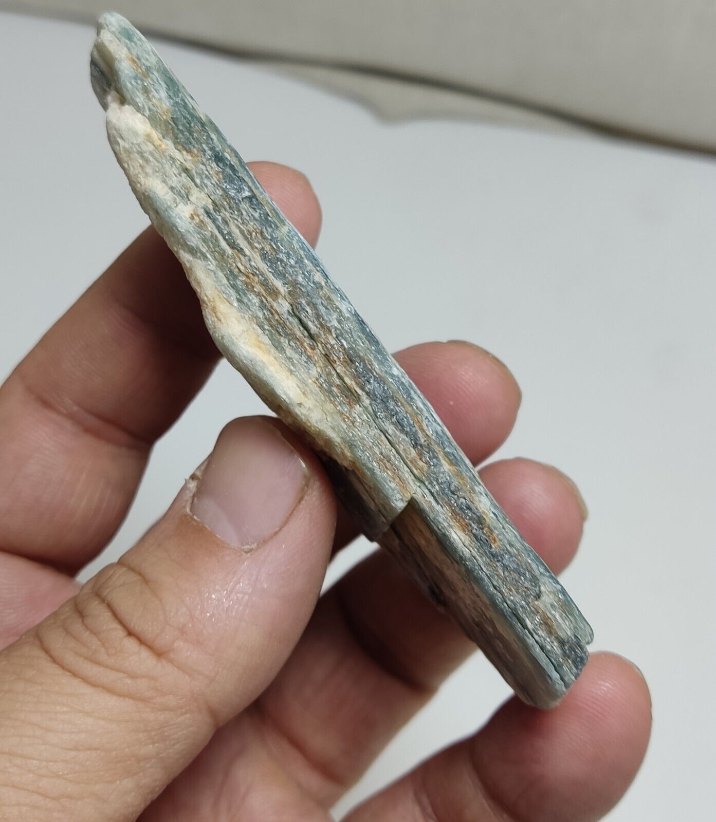 An Aesthetic specimen of blue kyanite crystal 69 grams