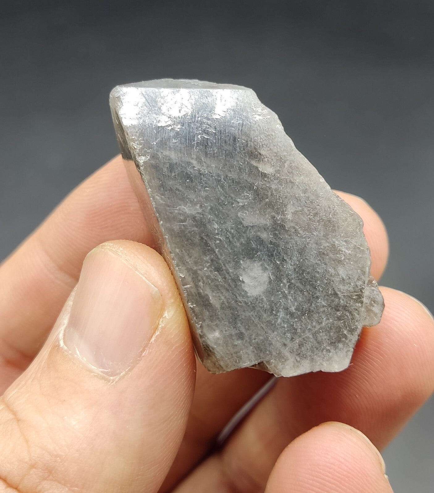 A very Aesthetic Natural terminated smoky Quartz crystal 23 grams