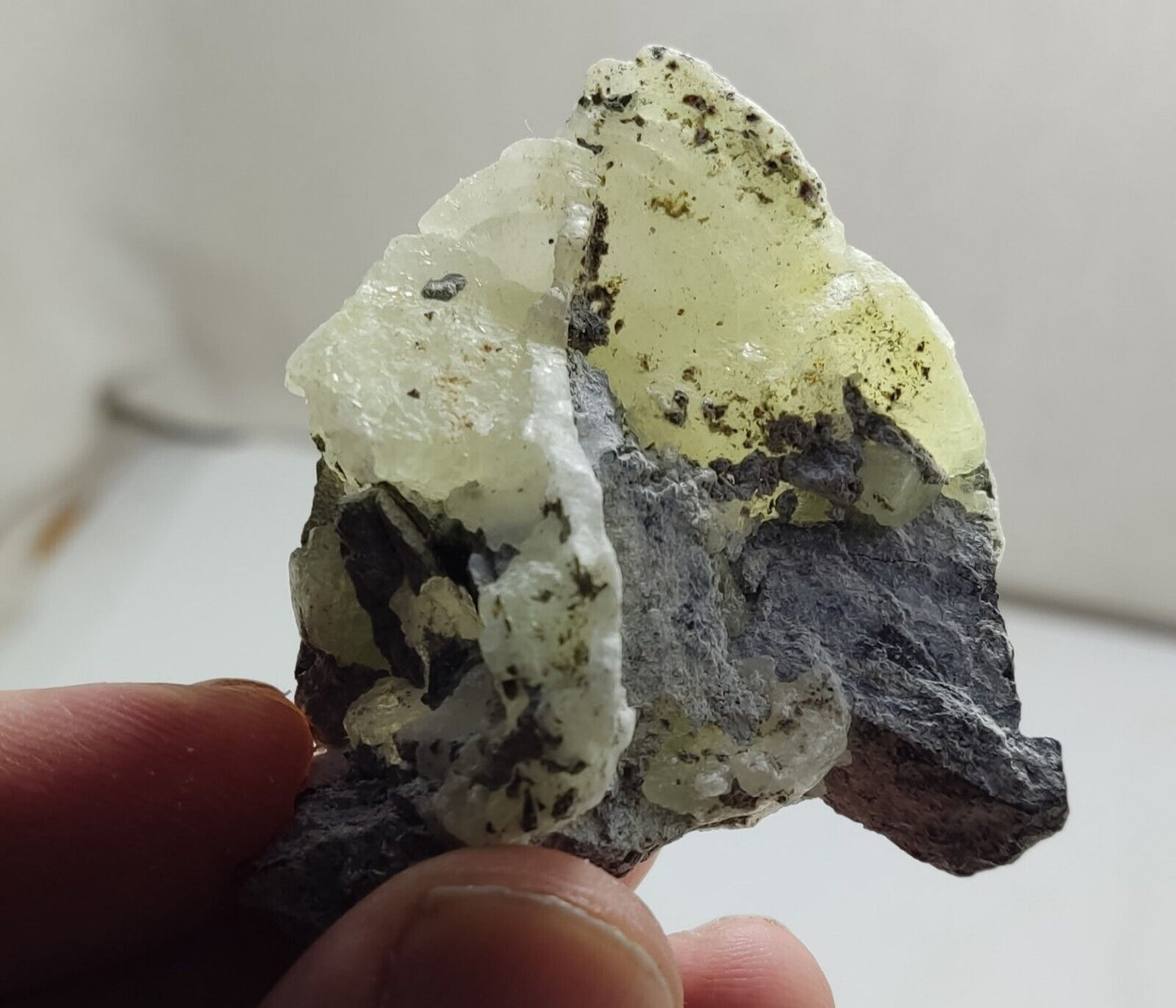 An Aesthetic Natural specimen of brucite with chromite 35 grams