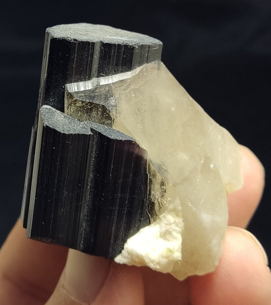 An Aesthetic specimen of black Tourmaline crystal with quartz 87 grams