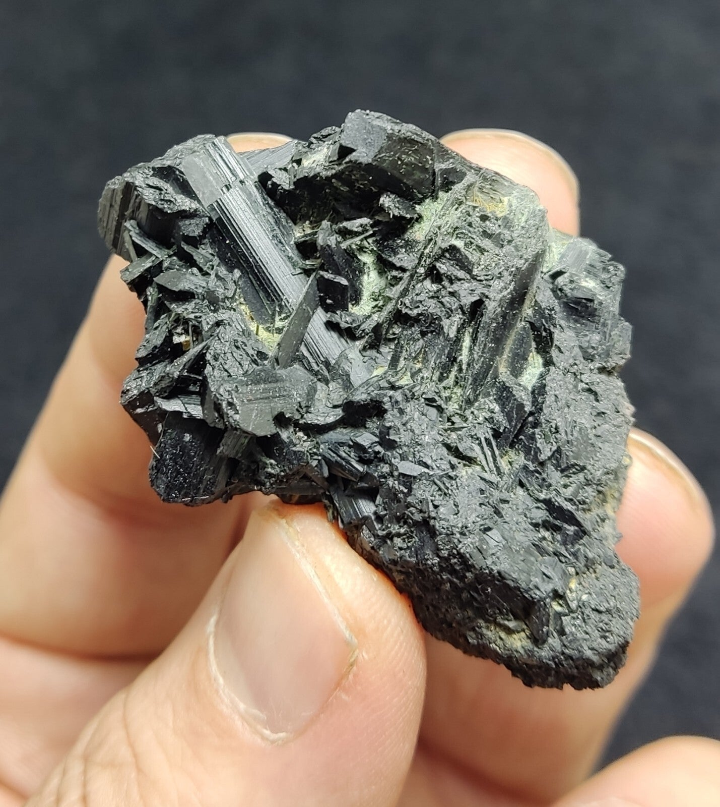 An Aesthetic specimen of epidote crystal 38 grams