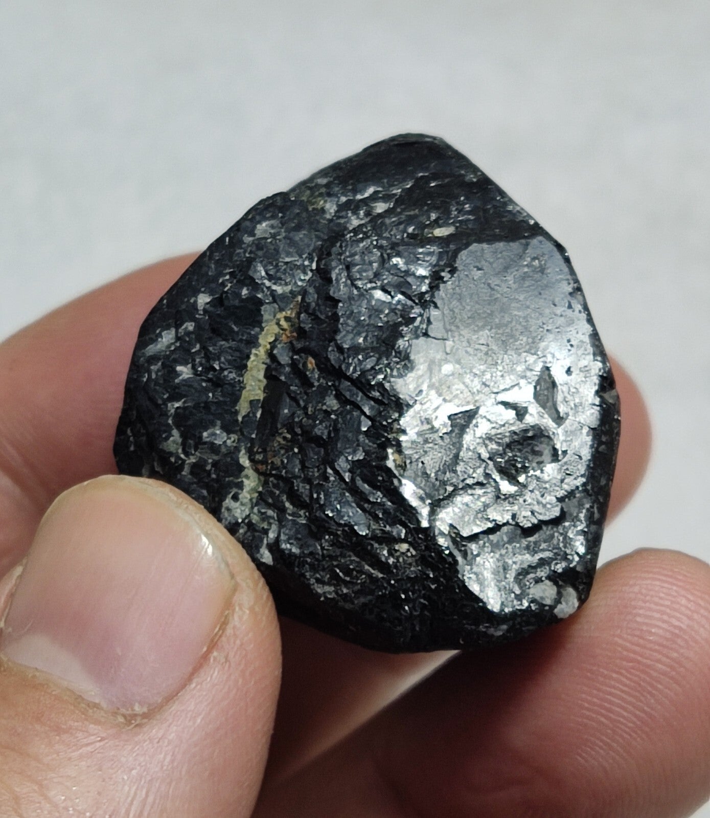 An amazing specimen of terminated black tourmaline 62 grams