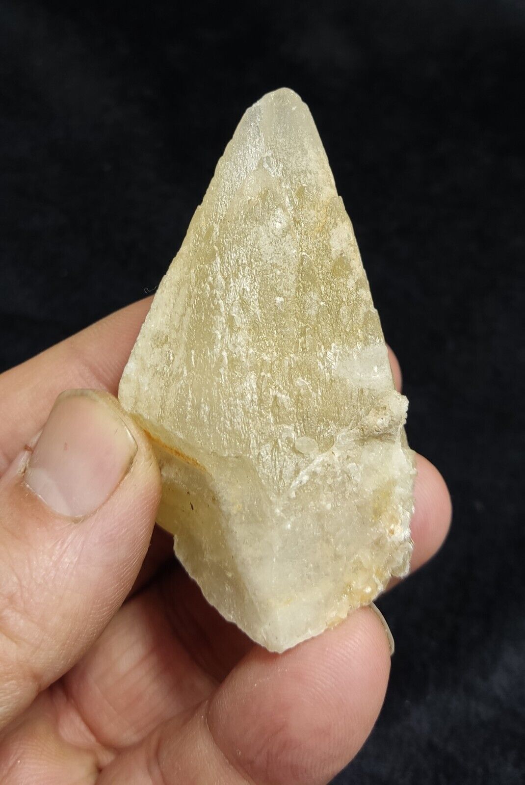 A very Aesthetic Natural beautifully terminated Calcite crystal 72 grams