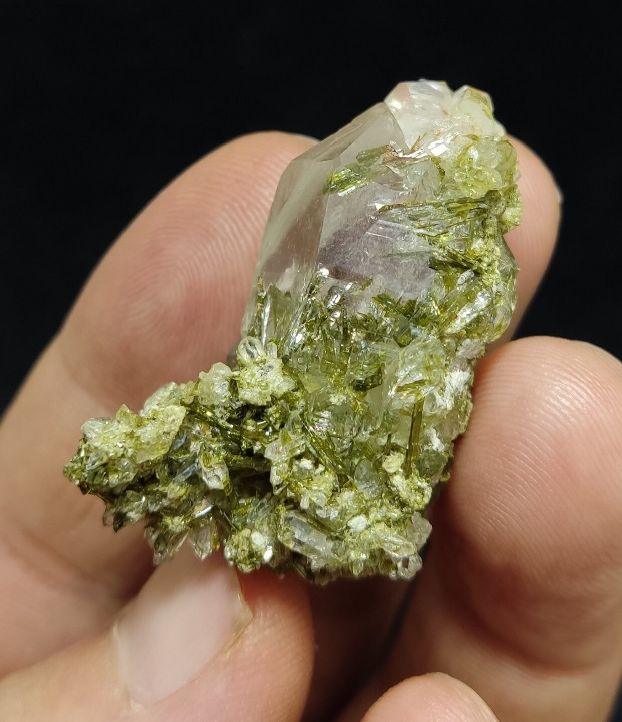 An Aesthetic terminated epidote Quartz specimen 20 grams