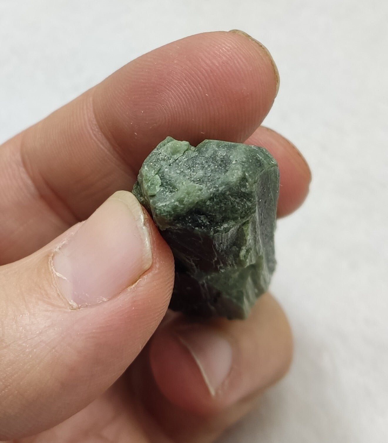 An amazing specimen of diopside crystal 44 grams