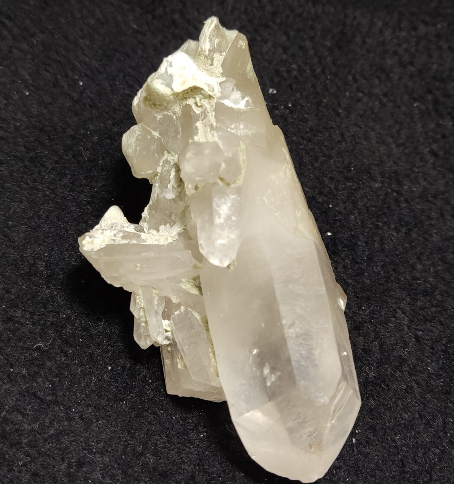 Aesthetic specimen of quartz crystal with unique amphibole inclusion 101 grams
