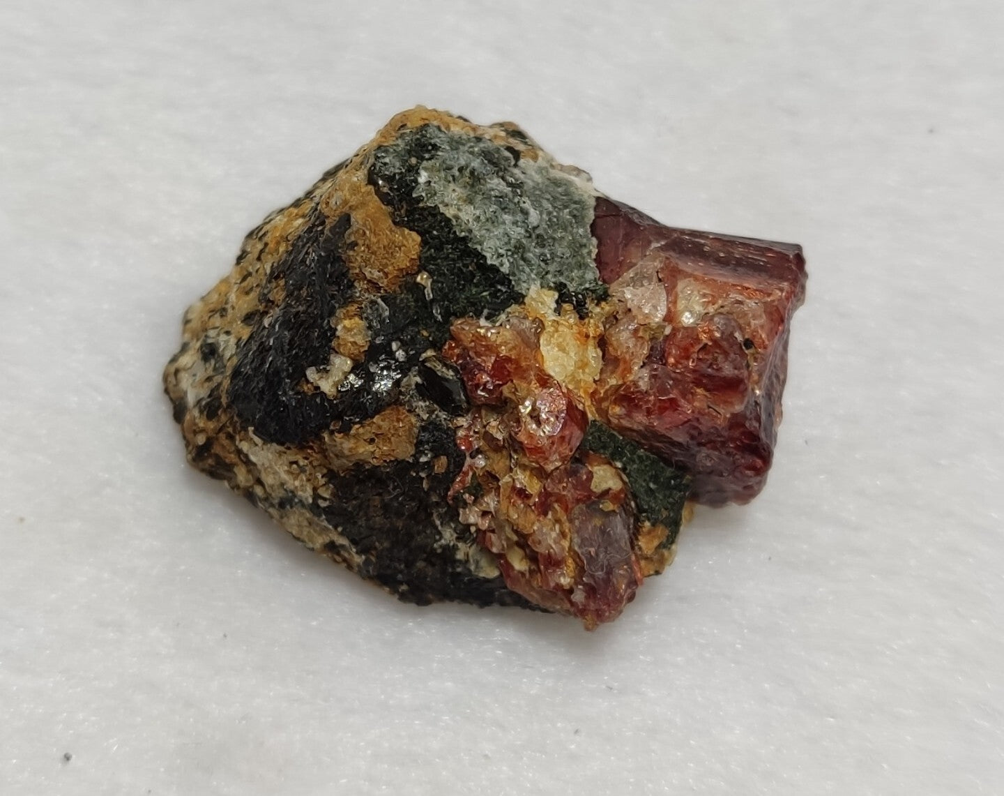 An Aesthetic specimen of zircon crytsal with biotite 29 grams