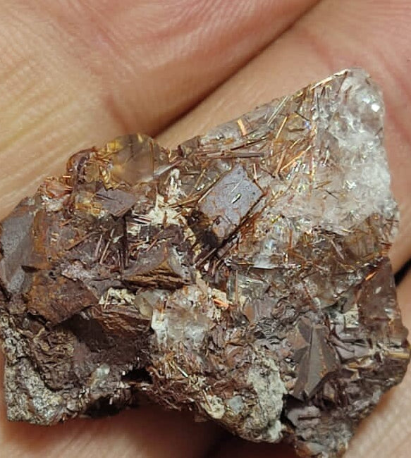 Natural Rutiles Quartz Siderite Specimen 9 Grams.