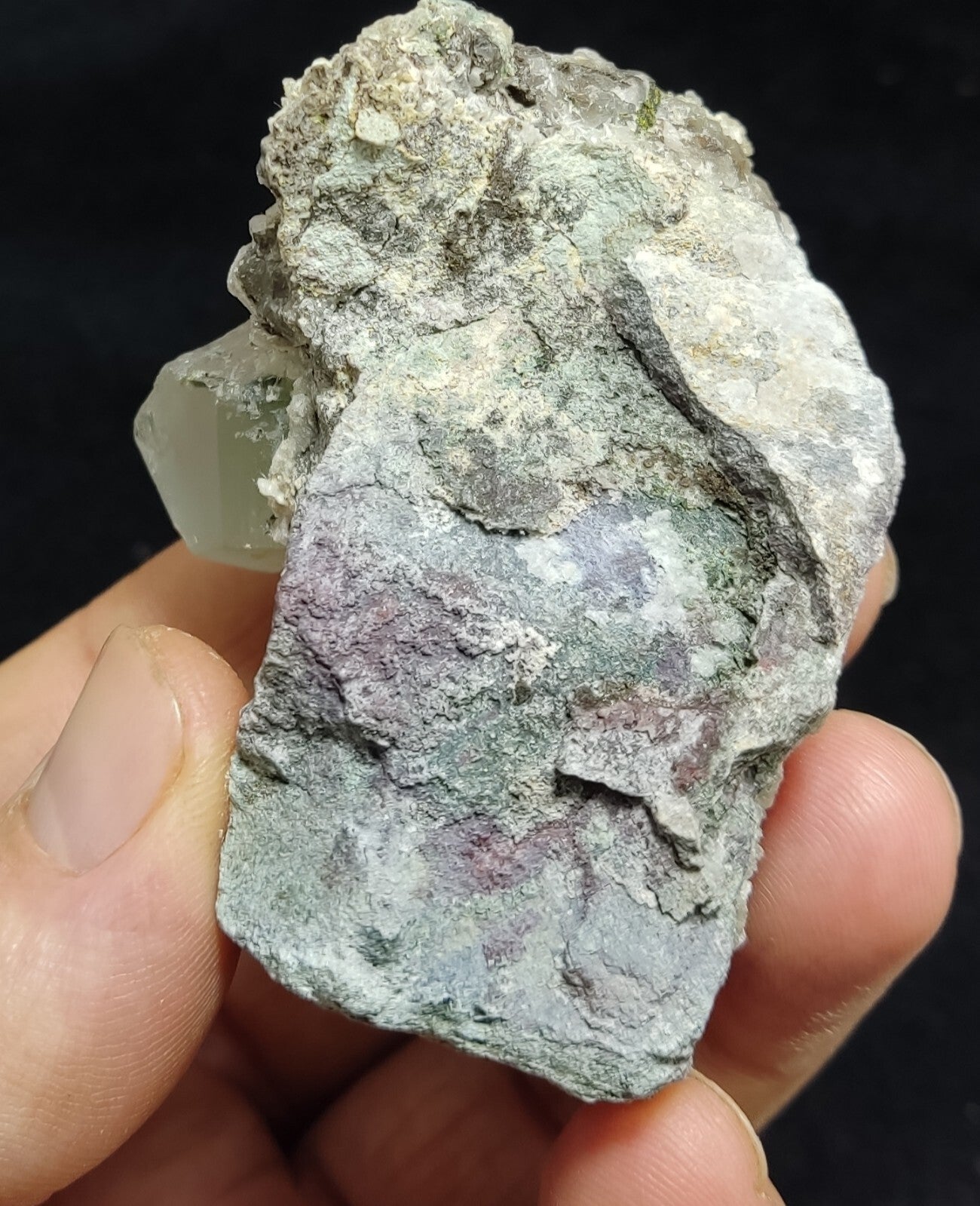 An Aesthetic specimen of quartz on matrix having light green inclusion 107 grams