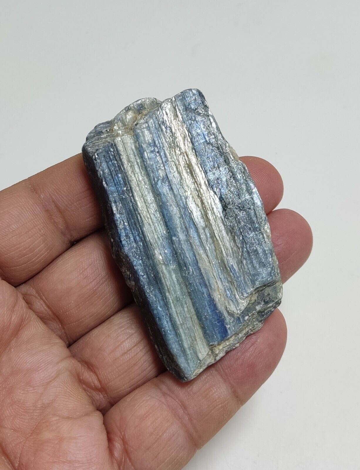 An Aesthetic specimen of blue kyanite crystal 93 grams