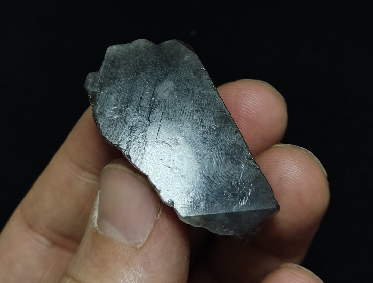 A very Aesthetic Natural terminated smoky Quartz crystal 23 grams