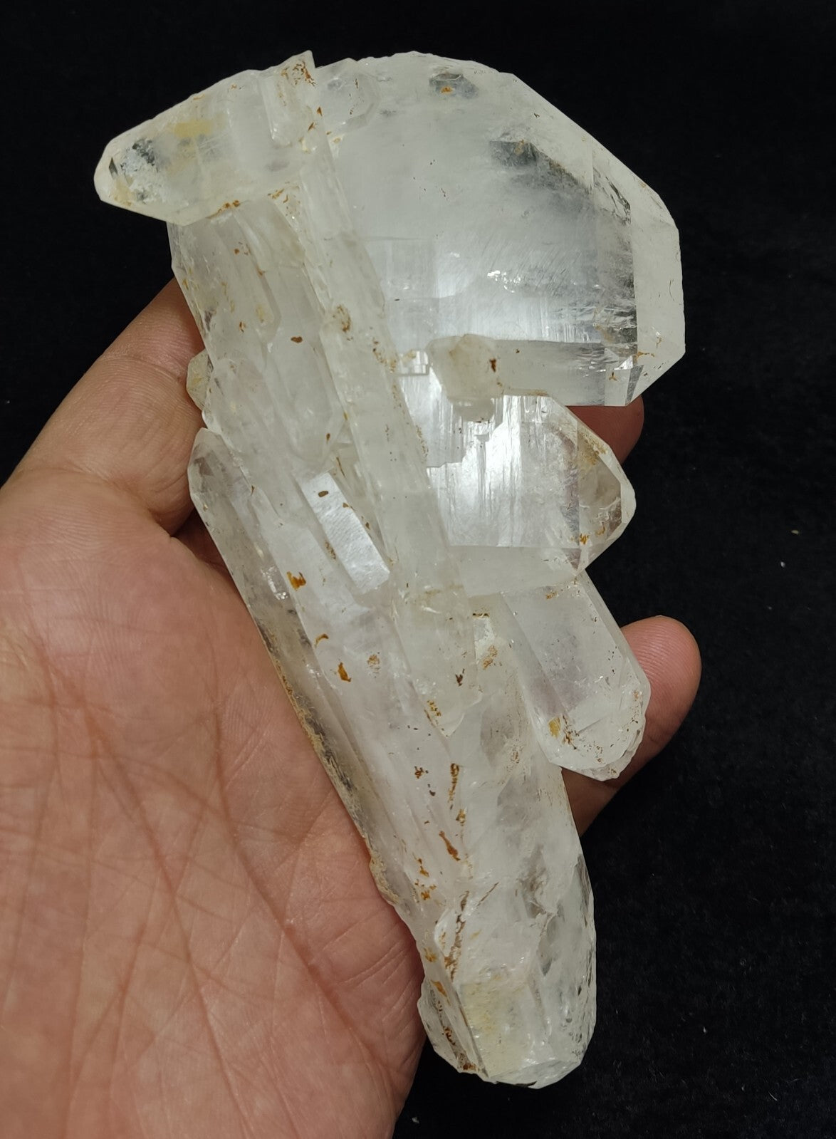 An amazing specimen of terminated faden Quartz crystal 320 grams