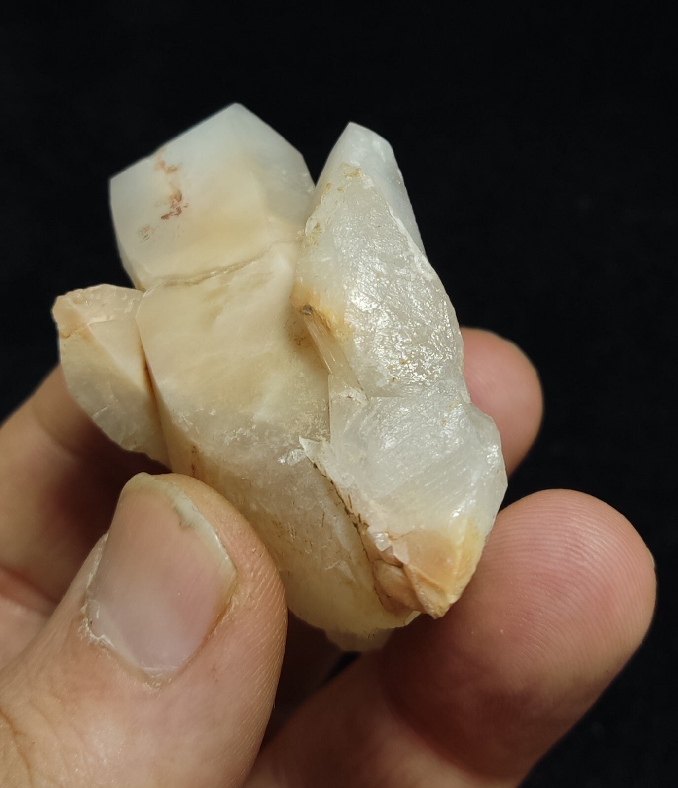 70 grams natural quartz crystal specimen with amphibole inclusions