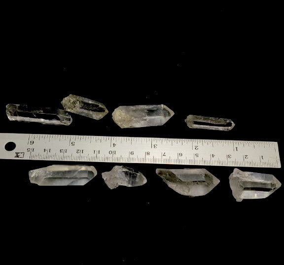 Lot Of Quartz 8 Crystals.