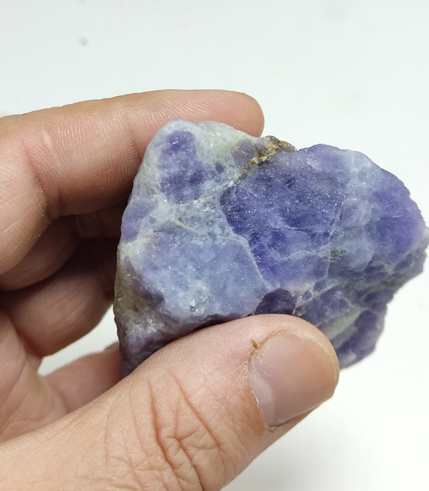 An amazing specimen of hackmanite highly Tenebrescent 143 grams