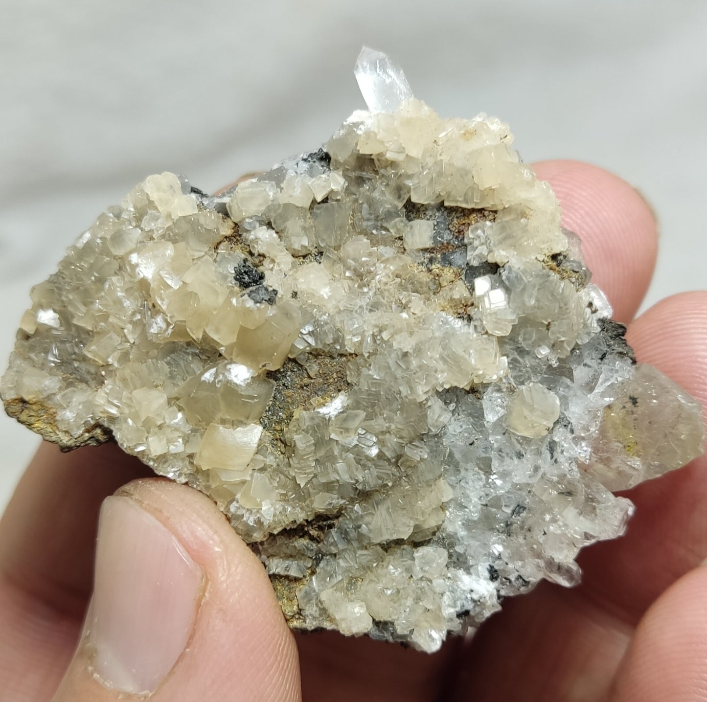An Aesthetic quartz/calcite crystal specimen with petroleum inclusions 28 grams