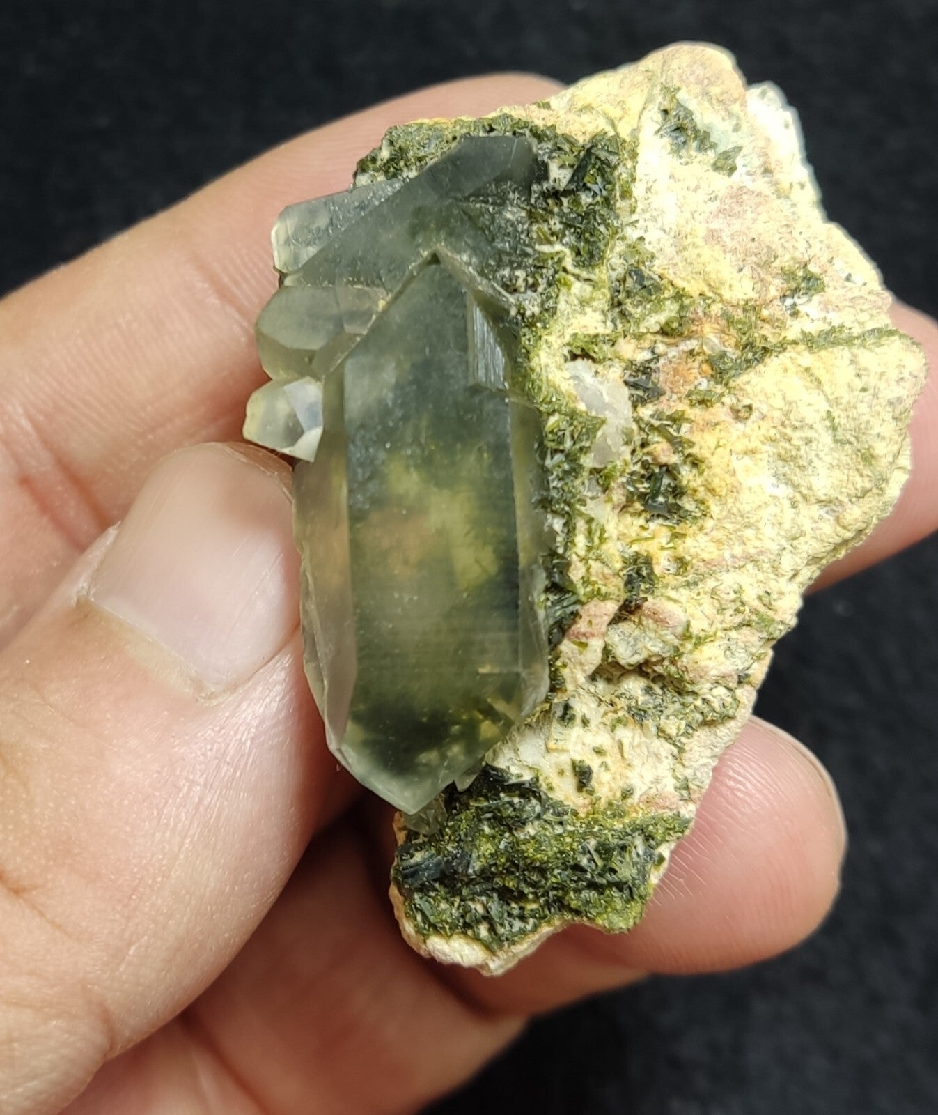 An Aesthetic terminated epidote Quartz specimen 42 grams