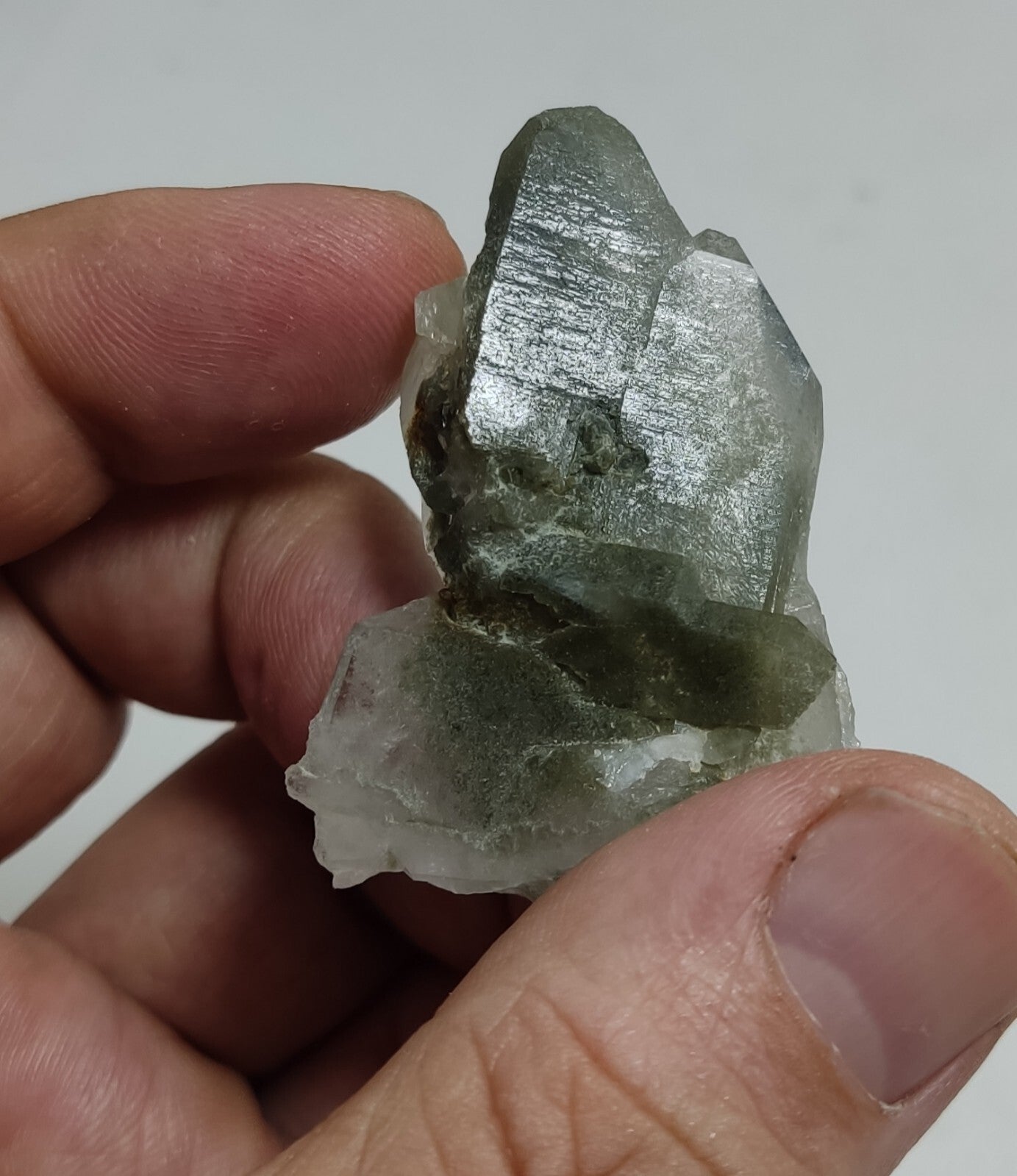 An Aesthetic Natural beautifully terminated Chlorite Quartz crystal 36 grams