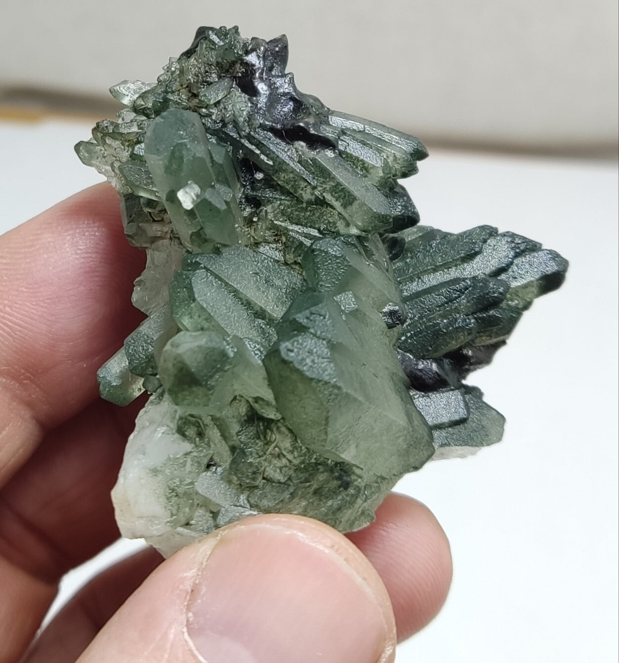 An Aesthetic Natural beautifully terminated Chlorite Quartz cluster 57 grams