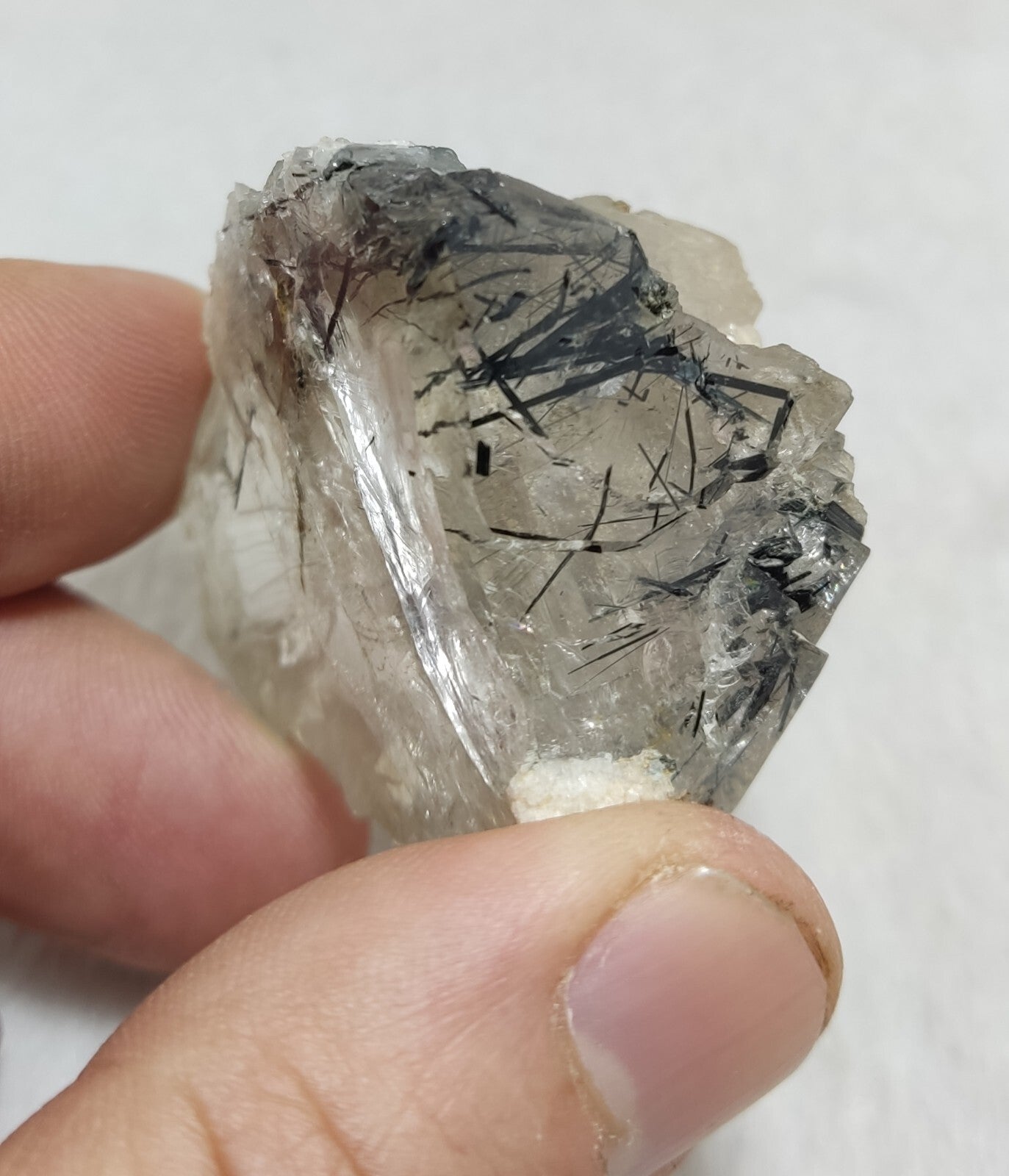An Aesthetic Natural terminated Quartz crystal with unique inclusions 49 grams