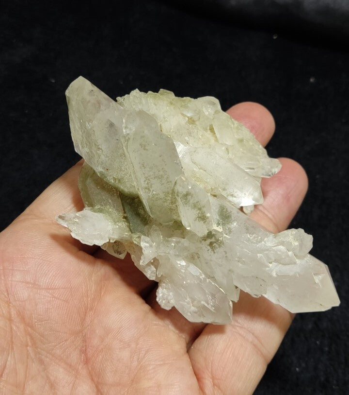 Natural Chlorite quartz Cluster specimen  143 grams