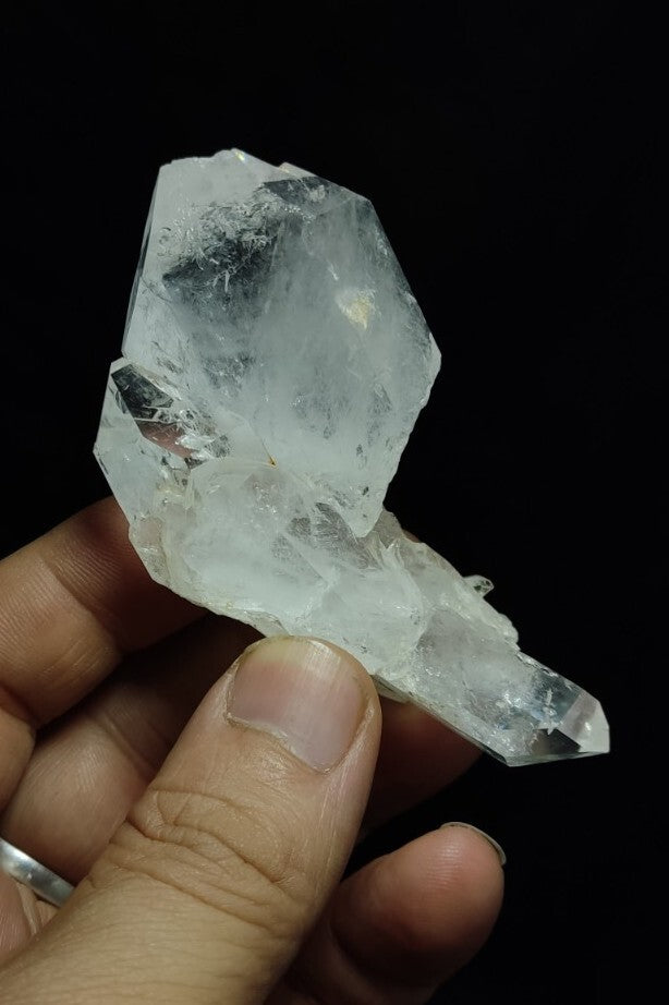 Natural terminated Faden Quartz Specimen 88 grams