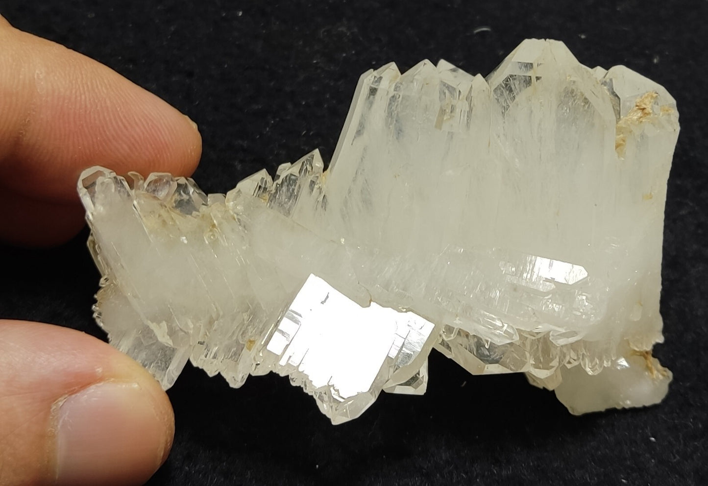 An Aesthetic terminated specimen of Quartz cluster 71 grams