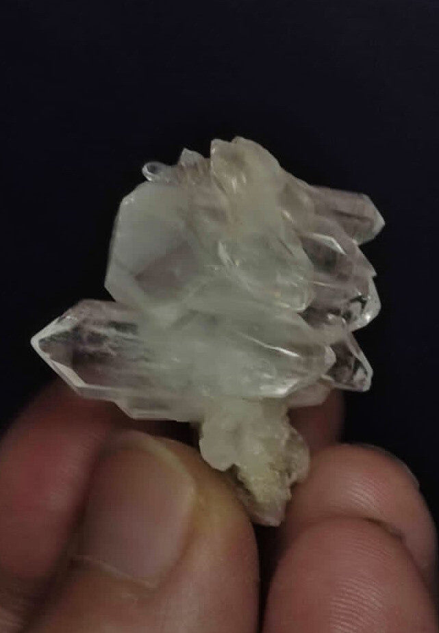 Natural  Quartz Crystal 15 Grams.