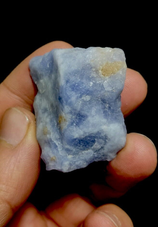 Natural Hackmanite 28 Grams.