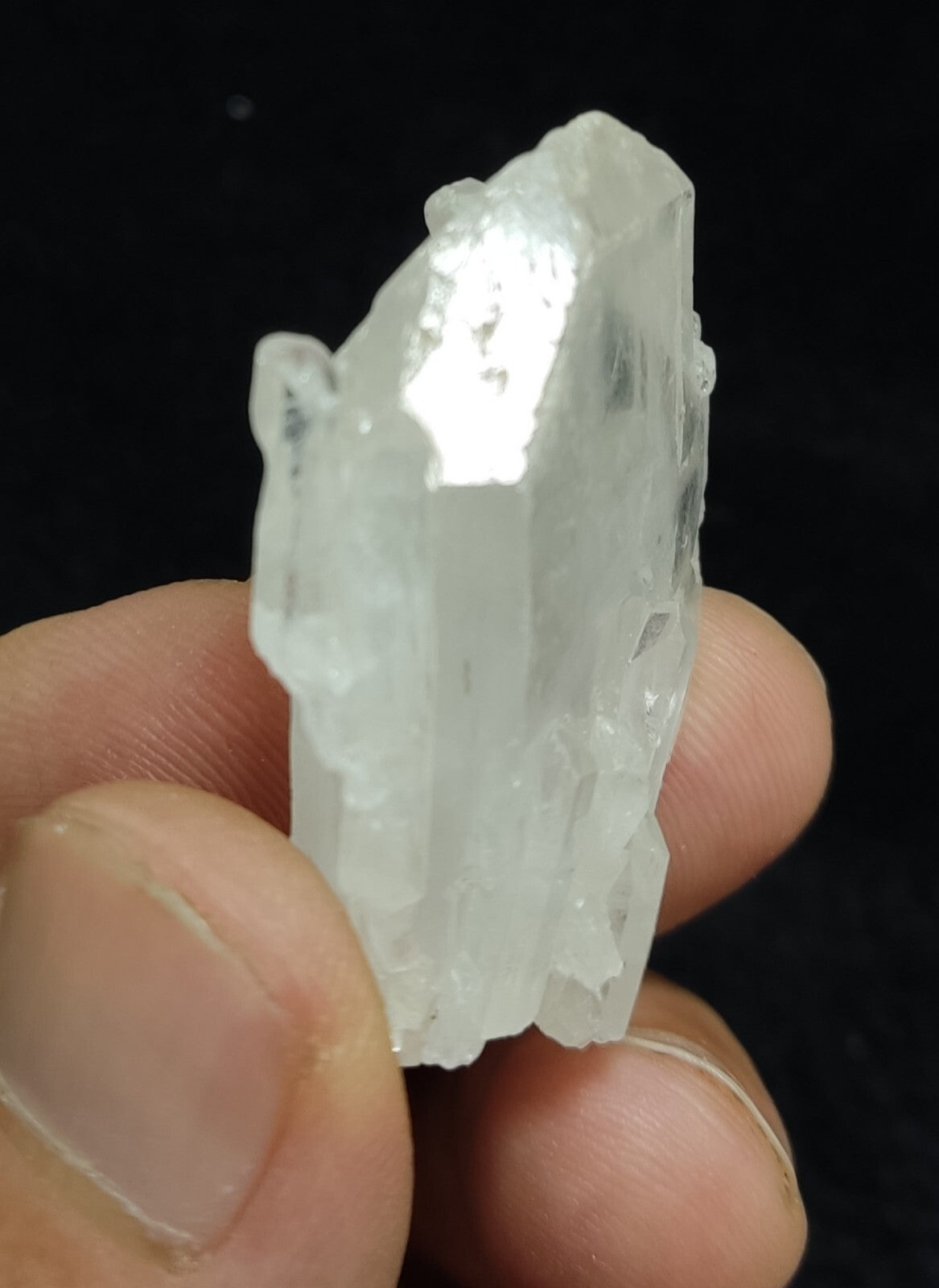 An Aesthetic specimen of faden quartz 20 grams