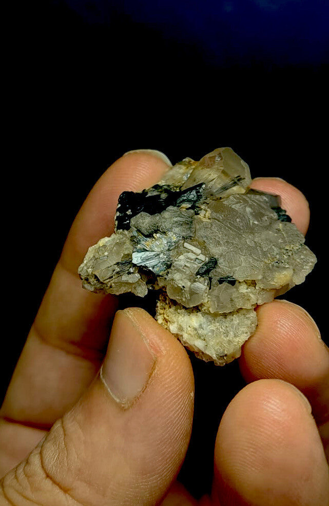 Feden Quartz Hematite Specimen 21 Grams.