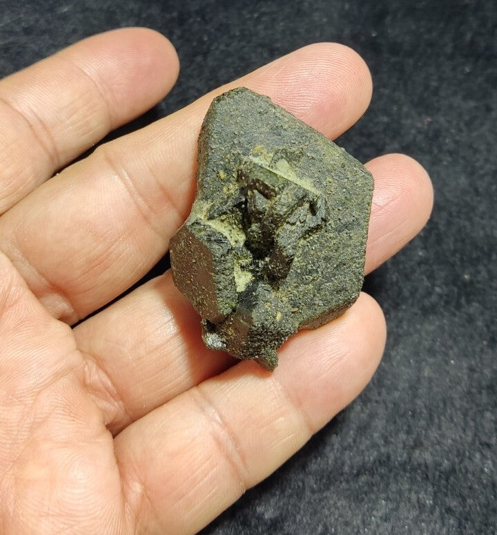 Dark Green Lusterous Epidote Crystal 44 grams