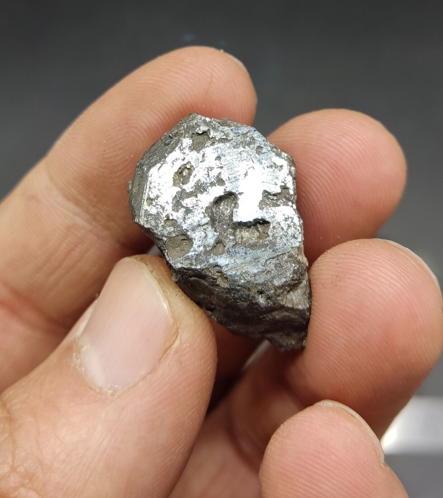 180 grams hematite crystals/chunks/rough