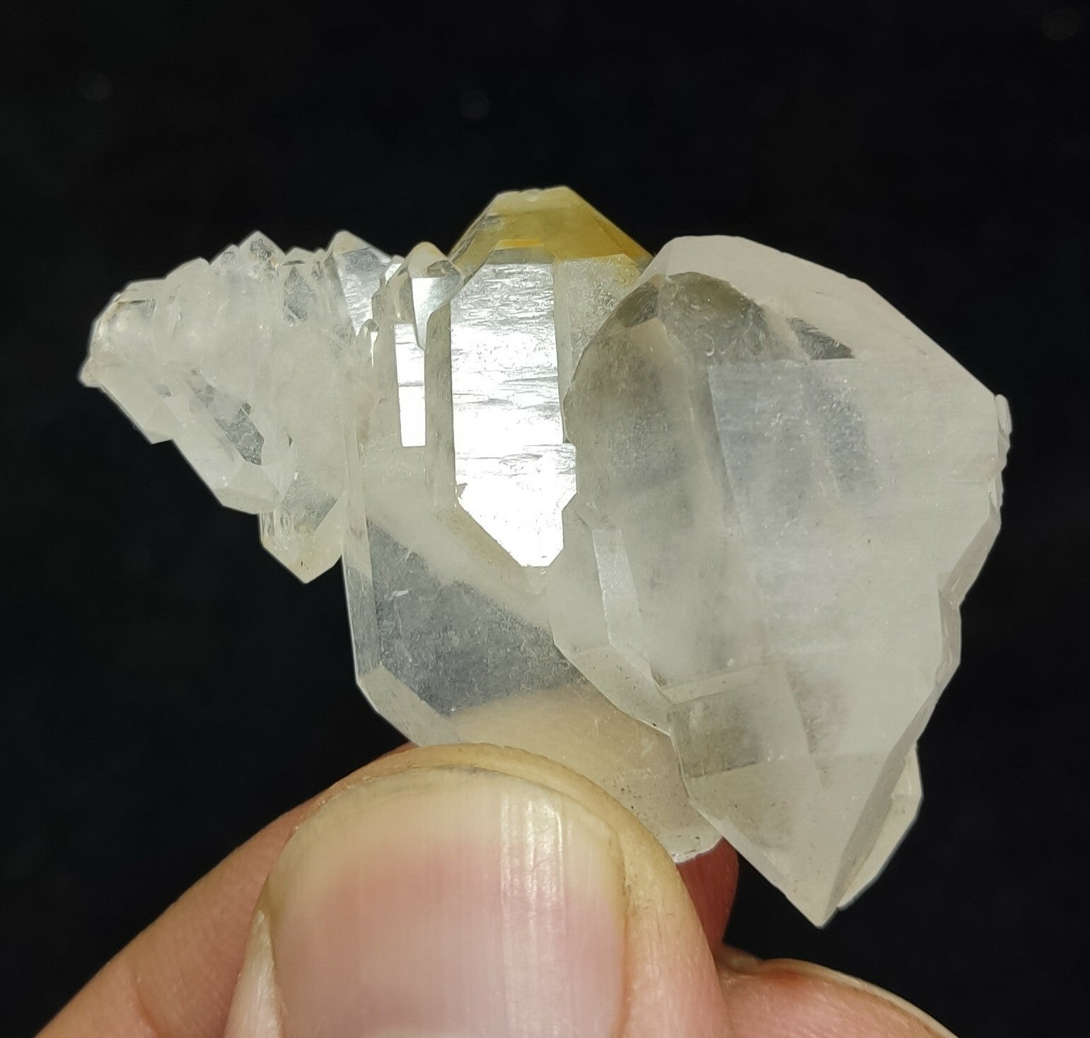 An amazing specimen of terminated faden Quartz crystal 19 grams