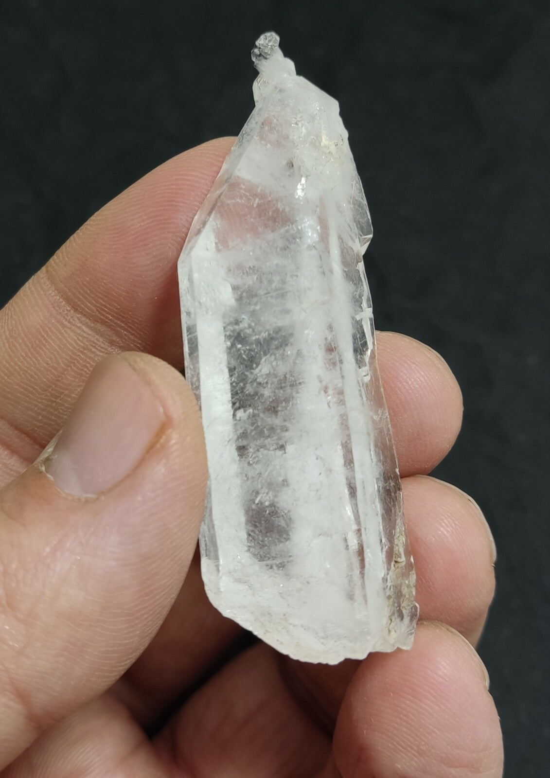 An amazing specimen of terminated faden Quartz crystal 22 grams