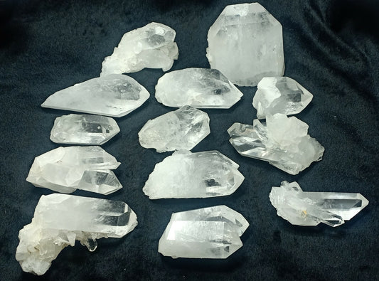 1180 grams clear quartz Crystals 13 pieces lot
