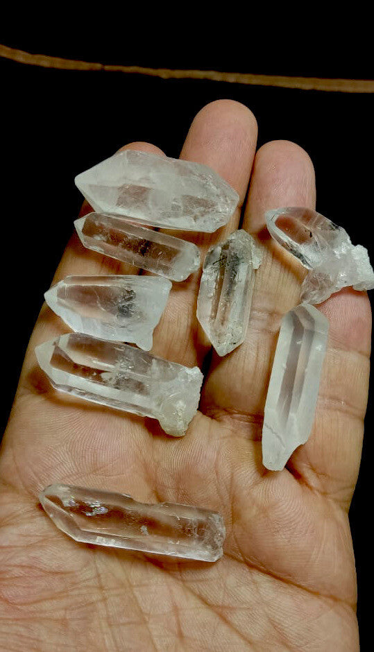 Lot Of Quartz 8 Crystals.