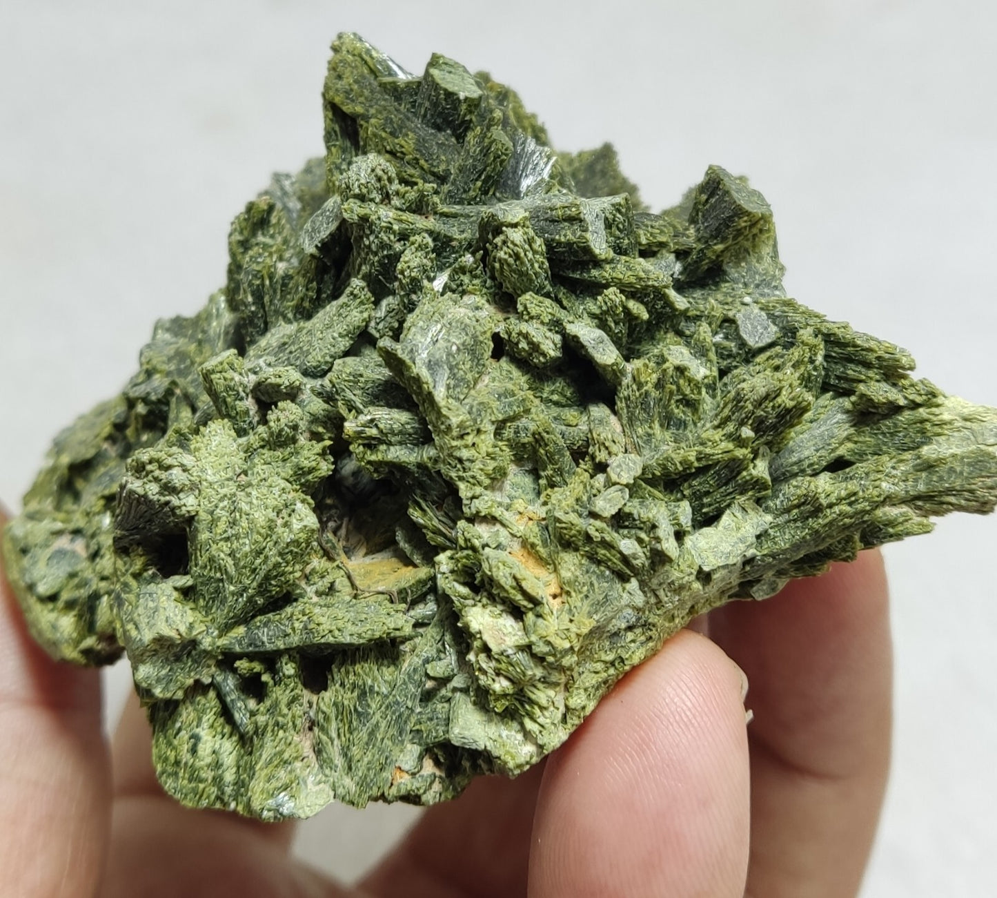An aesthetic specimen of epidote Cluster  345 grams