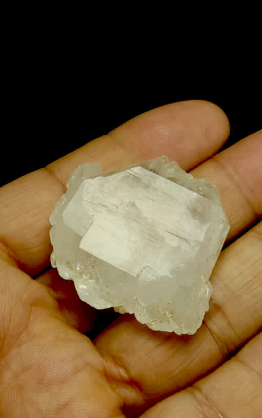 Feden Quartz Crystal 33 Grams