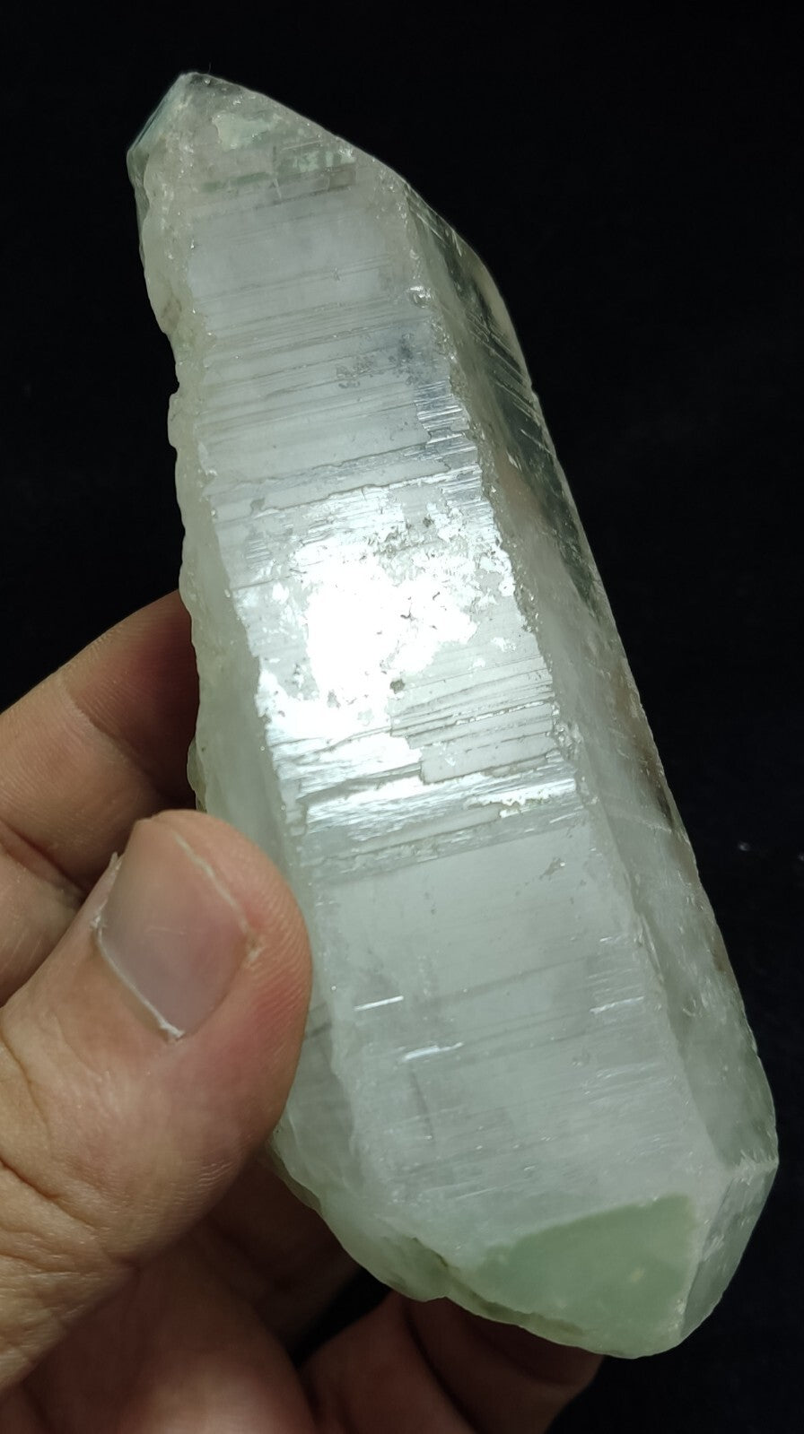 An Aesthetic terminated specimen of Quartz crystal 335 grams