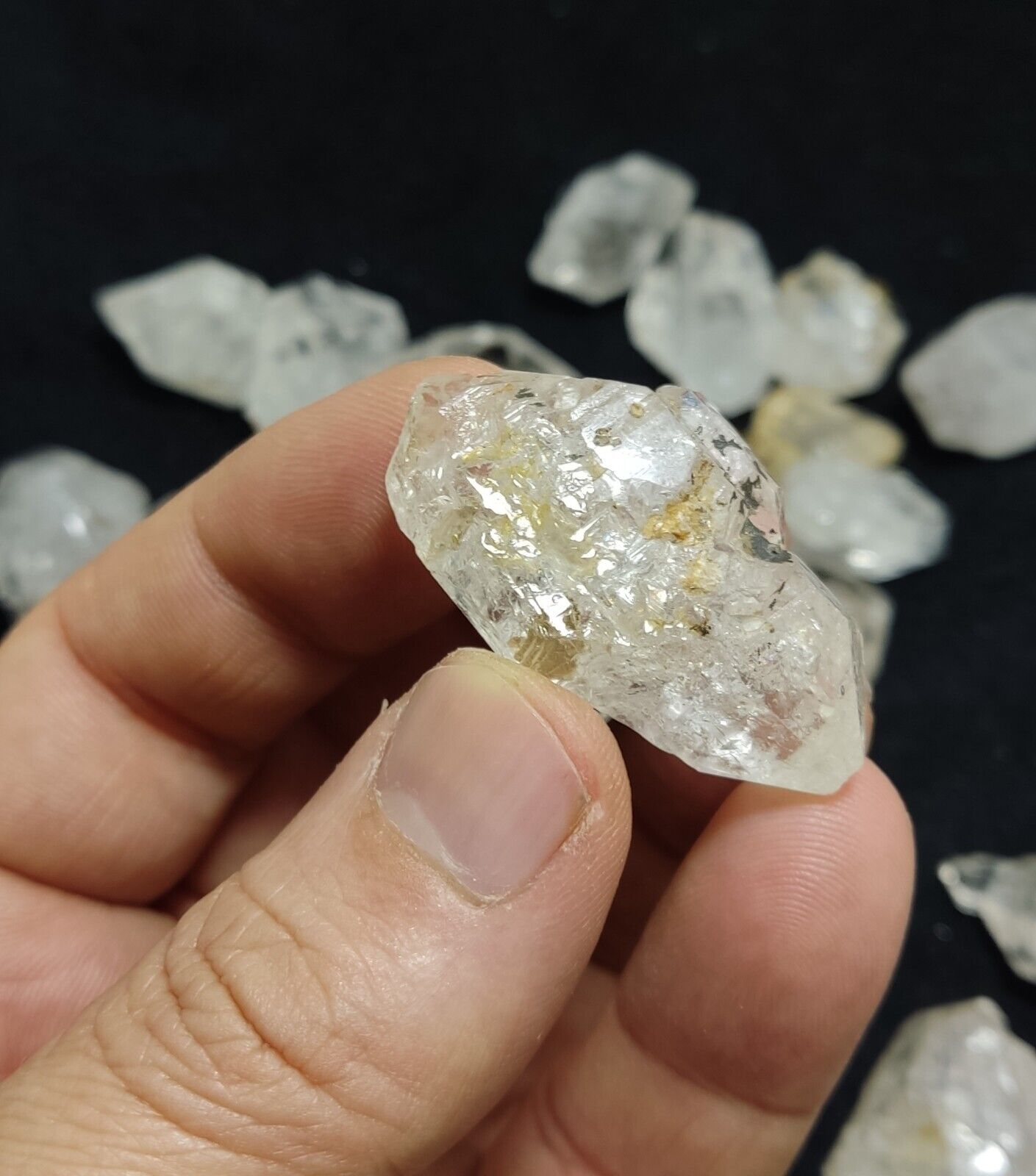 240 grams lot of diamond quartz carbon included double terminated Herkimer like