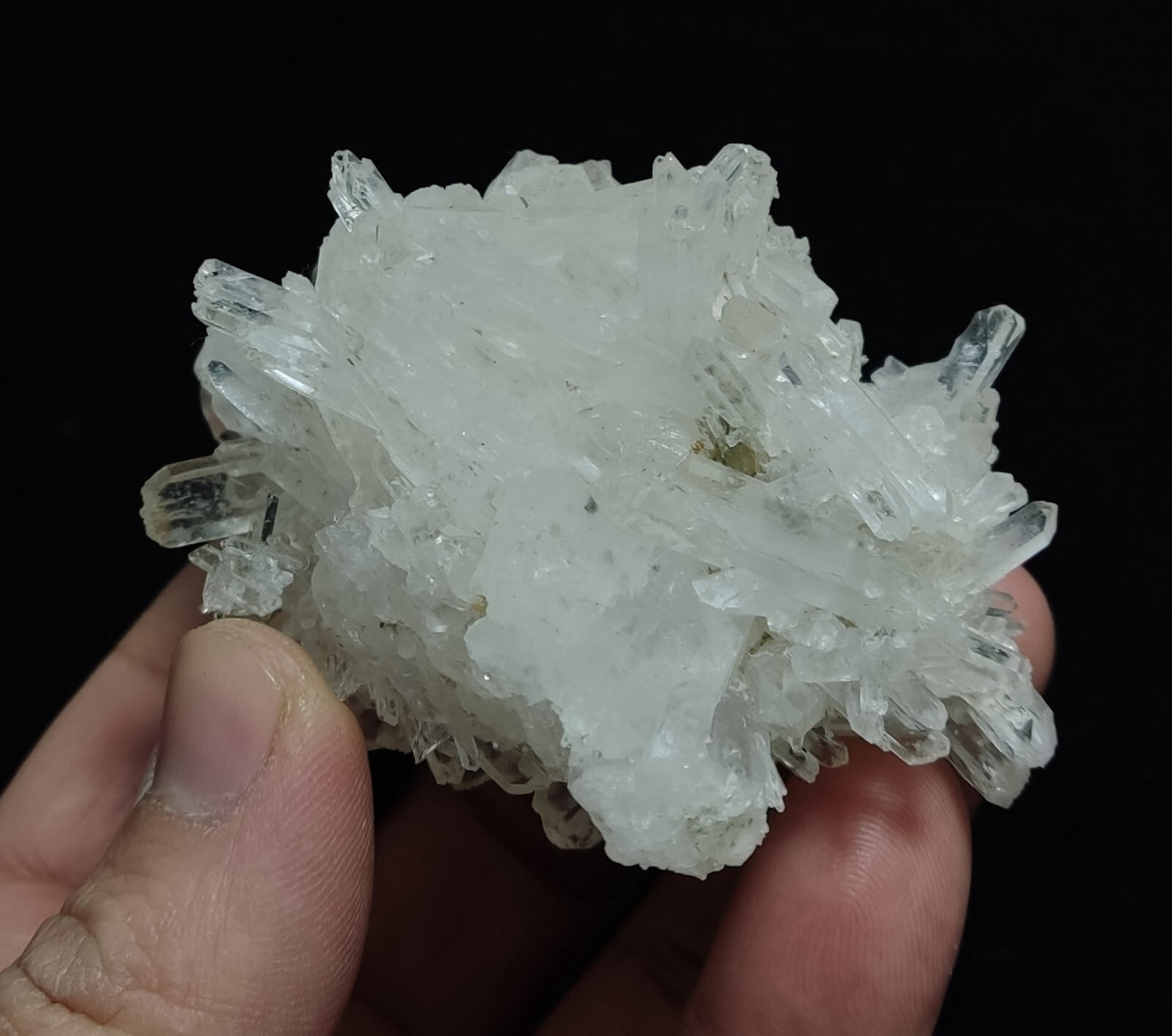 An Aesthetic terminated Quartz cluster 174 grams