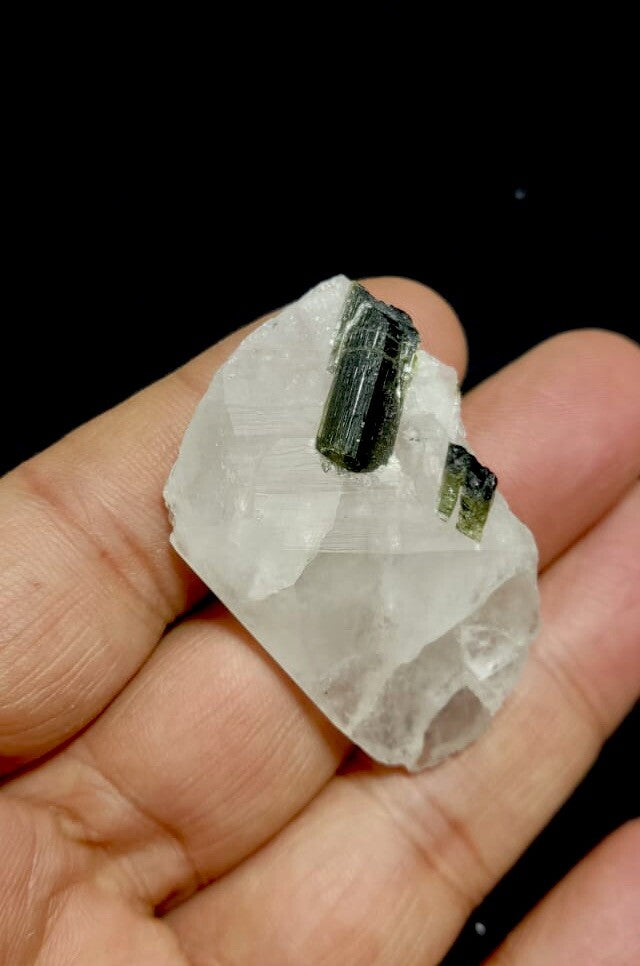 Natural Green Cap Tourmaline With Quartz 21 Grams.